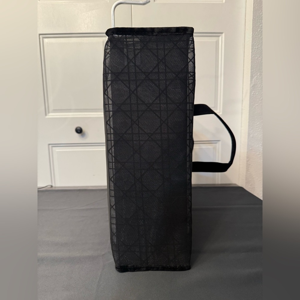Dior Oblique Velvet Logo Geometric Large Mesh Tote - Black - GWP - New - Picture 8 of 11